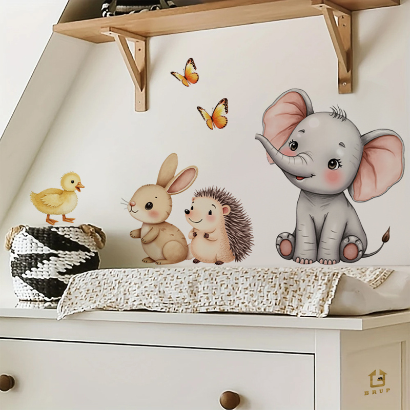 Adesivo da parete con animali  - Home Improvement Kids recensione e prezzo